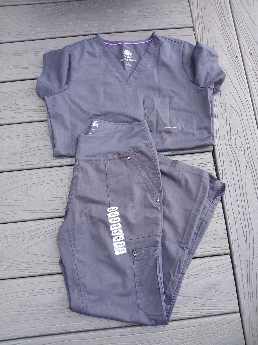 Healing Hands  Navy Scrub Set - V-Neck Top & Yoga Pants